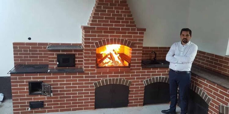 Sobe unicat de lut, coșuri de fum profesionale și o gamă largă de servicii, la ”Șeminee Unicat DEVIS”. Showroomul din Suceava, strada Traian Vuia, nr. 10D, se va inaugura pe 22 iulie