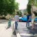 Pe strada Luceafărului se înființează noi parcări, se construiește un trotuar cu pavaj și se reabilitează intrările în scările de bloc