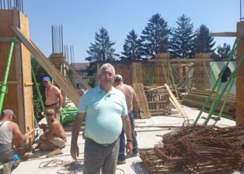 Se lucrează intens la noul corp de clădire al Colegiului ”Petru Rareș” Suceava. În noua clădire vor fi locuri pentru 140 de elevi