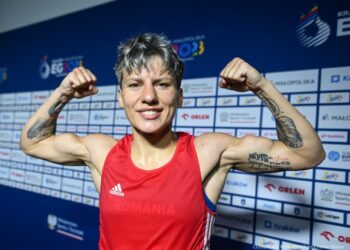 Suceveanca Lăcrămioara Perijoc, argint la Jocurile Europene de la Cracovia. Sportiva, care a boxat la categoria 54 de kilograme, s-a calificat la Jocurile Olimpice de la Paris