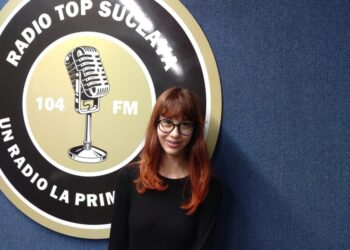 Rianna Țicu, șefă de promoție la ”Petru Rareș” și cu media 10 la Evaluarea Națională: ”Este greu să ai parte de așa o performanță, însă am muncit foarte mult”. Rianna se gîndește încă de pe-acum să urmeze cursurile unei facultăți de medicină