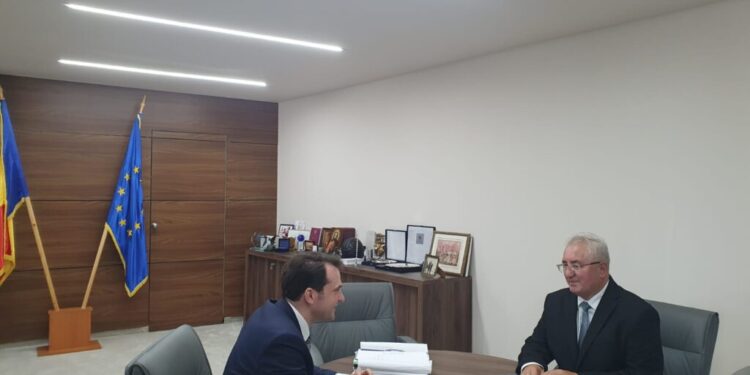 Primarul Lungu, vizite la la patru ministere și la o companie. La Ministerul Energiei a vorbit cu ministrul Sebastian Burduja despre proiectele vizînd construirea parcului fotovoltaic și reabilitarea rețelelor termice