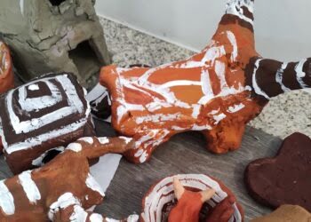 Copiii participanți la atelierul de arheologie experimentală vor primi diplome de ”arheolog junior”