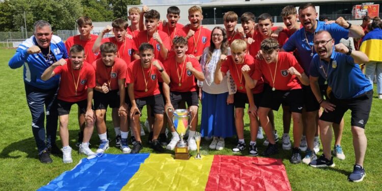 Suceava a cîștigat turneul de fotbal rezervat echipelor de juniori sub 16 ani găzduit de localitatea germană Kaufbeuren. Echipa LPS a terminat în fața reprezentantelor Germaniei, Franței și Ucrainei