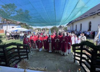 Credincioșii catolici din județul Suceava, la Bulai-Moara, la hramul Bisericii „Sf. Maximilian Maria Kolbe”. A fost evidențiată postura eroică a patronului bisericii din Bulai, a sfîntului preot polonez Maximilian Maria Kolbe, cel care a reușit să transforme un lagăr de concentrare într-un loc de rugăciune, speranță și iertare