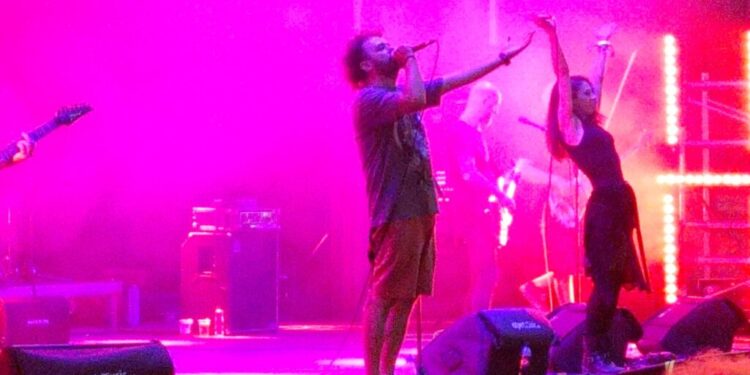 Bucovina Motorfest, seara a II-a, cu mai mult public și cu o ofertă de nerefuzat: Implant pentru Refuz și Laura Brat. Plus Alternosfera (Foto)