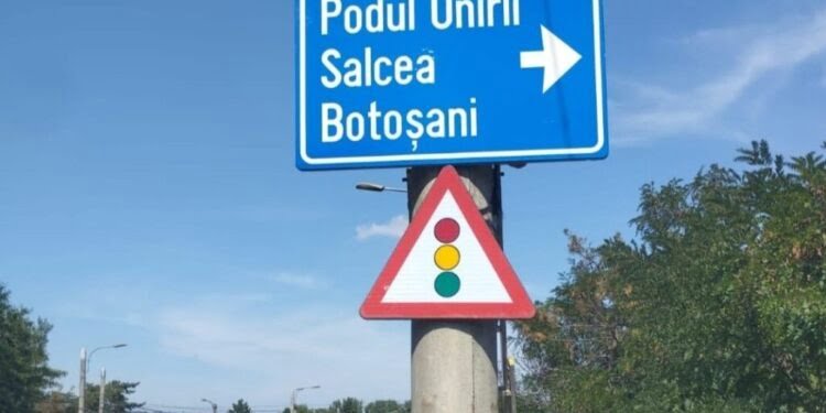 Pentru a se evita aglomerația din Suceava se recomandă pentru ieșirea spre Botoșani ruta provizorie de pe strada Energeticianului, cu ieșire la școala din Plopeni sau la Gara Văratec