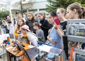 Suceveni de toate vîrstele, așteptați la USV la ”Noaptea cercetătorilor europeni”. Sînt pregătite zone de jocuri, concursuri cu premii și experimente