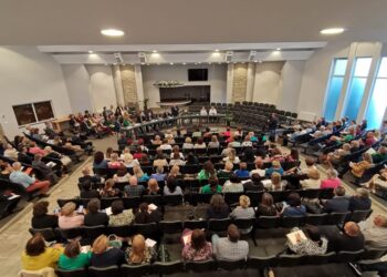 Privind cu invidie la Liceul Teoretic ”Filadelfia” Suceava