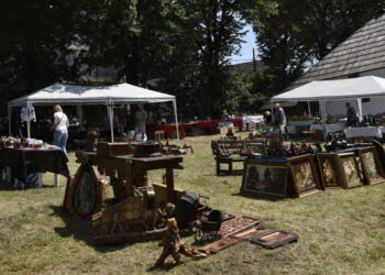 100.000 de vizitatori în 8 luni, la Muzeul Satului Bucovinean