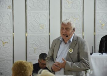 Medicul psihiatru Alexandru Paziuc: Școala trebuie să prevină și să găsească toate soluțiile, pîrghiile, pentru ca un copil să intre sănătos în școală și să iasă sănătos din școală