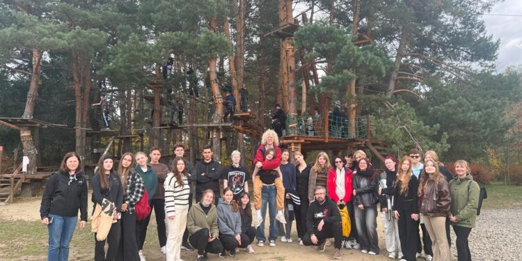 Elevi și profesori din Estonia, la Colegiul ”Eudoxiu Hurmuzachi”, în cadrul unui proiect Erasmus+