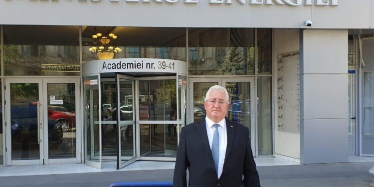 Primarul Sucevei, la București, pentru subvenția la încălzire, sala polivalentă și parcul fotovoltaic