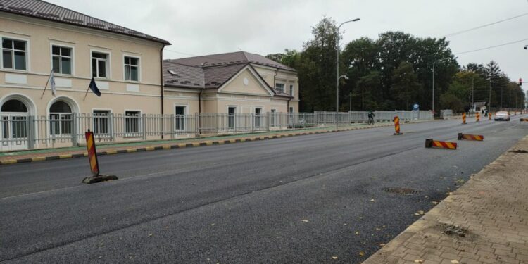 Consilierul municipal Dan Ioan Cușnir, despre asfaltarea recentă a bulevardului principal al Sucevei: ”Important este cît va ține și cît a costat”