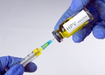 Vaccin gratuit împotriva HPV, și pentru băieții cu vîrste cuprinse între 11 și 19 ani
