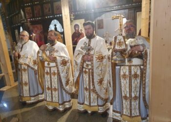 Hramul Catedralei Nașterea Domnului, în prima zi de Crăciun. Municipalitatea suceveană sprijină financiar lăcașul de cult, inclusiv pentru pictarea acestuia, care se desfășoară și în prezent