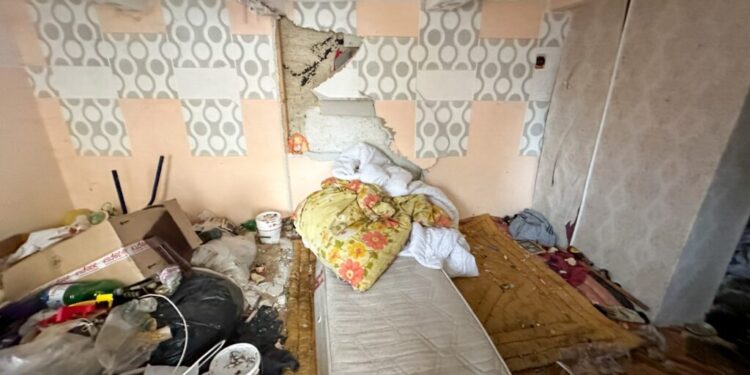 Adăpost din Burdujeni al unor ”boschetari”, demolat. În zonă va fi amenajată o parcare (Foto)