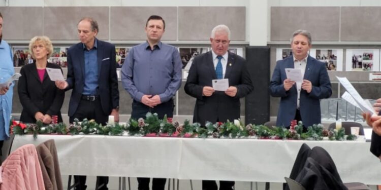 Primarul Lungu, la întîlnirea de final de an a angajaților Liceului Natanael
