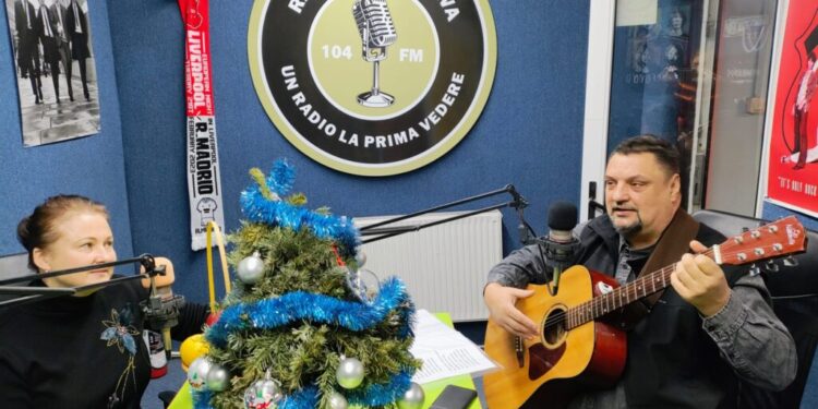 ”Sus în slava cerului”, pe YouTube. Filmările cîntecului religios interpretat de Dorel Mihoc-MIDO, Adina Fărtăiș și Alexandra Dăncilă Dumbravă au fost realizate la Muzeul Satului Bucovinean și la o biserică din municipiul Suceava