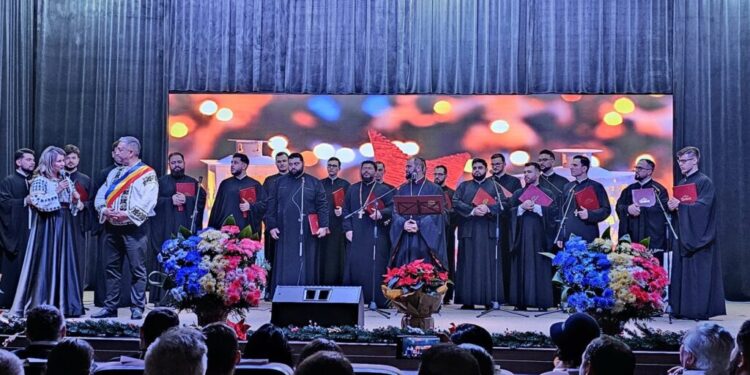 Grupul Psaltic ”Tronos” al Catedralei Patriarhale, la Vicovu de Jos, într-un spectacol care a durat mai bine de 5 ore, acesta întinzîndu-se pînă după ora 23.00