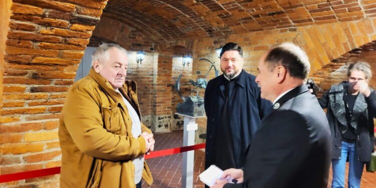 Trei personalități artistice, premiate de Ziua Culturii Naționale pentru îmbogățirea și promovarea culturii din Bucovina