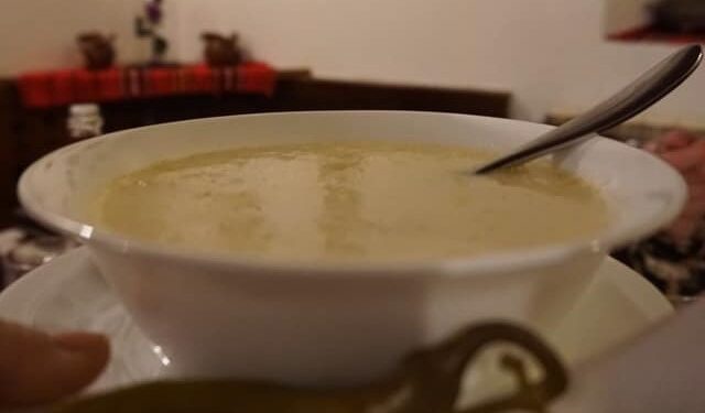 Ciorba rădăuțeană, cea mai apreciată mîncare din România. Ar trebui un festival al acestui preparat. La Rădăuți, unde în altă parte?