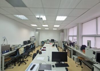 Facultatea de Inginerie Alimentară Suceava, investiții în aparatură de ultimă generație. Decanul Mircea Oroian: Noi îi pregătim pe studenți pentru viitor, astfel încît atunci cînd vor ajunge în fabrici să aibă deja competențele formate și să se poată integra mult mai ușor la locul de muncă