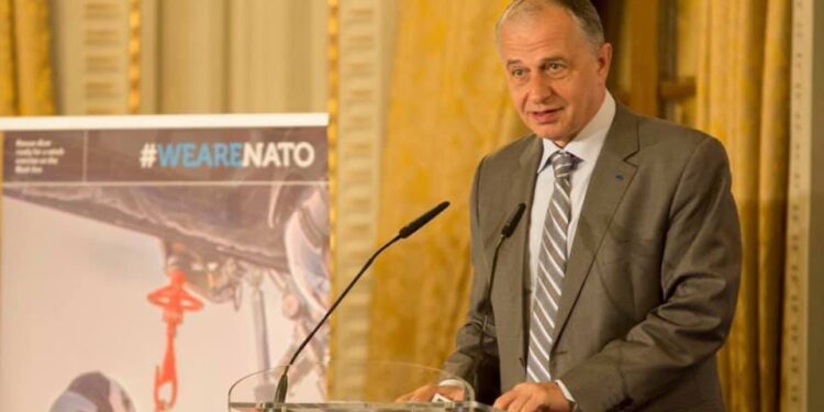 Mircea Geoană, intervenție online la un simpozion NATO găzduit de USV