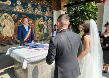 În 2023, în municipiul Suceava s-au născut 3.649 de copii și au fost oficiate 411 căsătorii