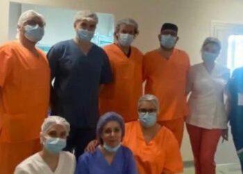 Centru pentru bolnavii de Parkinson, la spitalul din Suceava. Centrul este deschis și pentru pacienți din alte județe. La prima procedură a participat ca invitat un medic de la Târgu Mureș