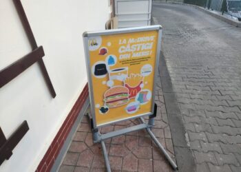 Gata, au dispărut cozile de la McDrive-ul din centrul Sucevei! Deocamdată