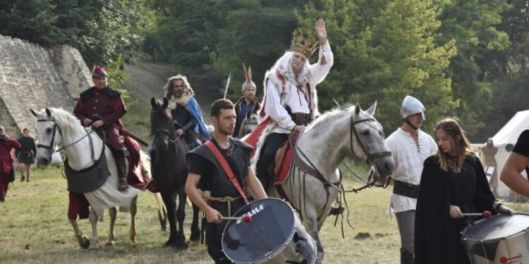 Un film dedicat personalității lui Ștefan cel Mare? Doctorul în istorie Daniel Hreniuc: Da, pentru că a fost o personalitate europeană și a  făcut din Moldova o putere regională. Dacă era american, filmul cu Ștefan cel Mare era deja făcut