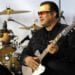 Renumitul actor Steven Seagal era să vină la Suceava, dar nu pentru a face un film, ci pentru a cînta blues