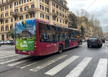 Imagini cu Mănăstirea Sucevița, folosite pentru promovarea României la Milano și Roma