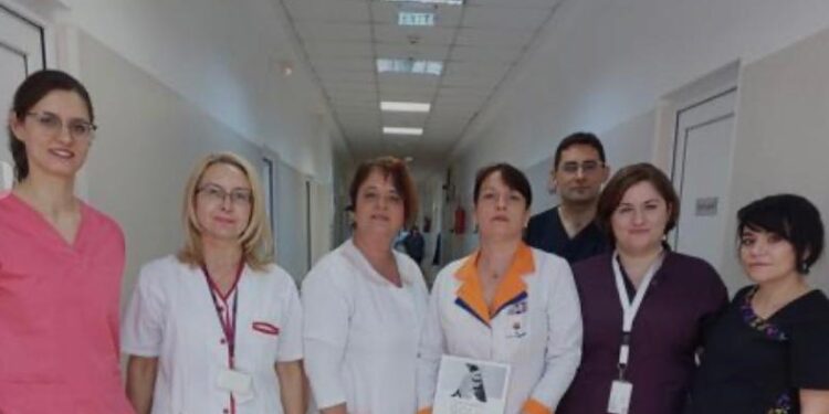 Președintele Colegiului Medicilor Suceava, Sorin Hîncu, despre echipa de la Compartimentul de Radiolgie Intervențională: Sînt tineri foarte competenți, pricepuți, pe care eu îi apreciez foarte mult și-i încurajez, pentru că au pornit pe un drum cît se poate de bun, așa cum se face în Europa la ora actuală
