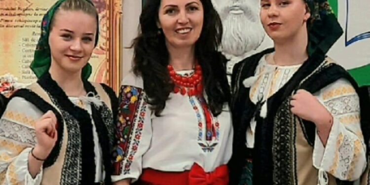 Două surori din Brodina de Sus care învață la Colegiul Național ”Eudoxiu Hurmuzachi” din Rădăuți s-au calificat la faza națională a unei olimpiade