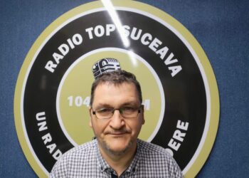 Adrian Șoiman, profesor de muzică la Școala ”Ion Creangă” din Suceava, are patru noi compoziții, două pe versurile tenorului Teodor Ilincăi. Profesorul ar vrea să scoată un album și să colaboreze cu Artis Band