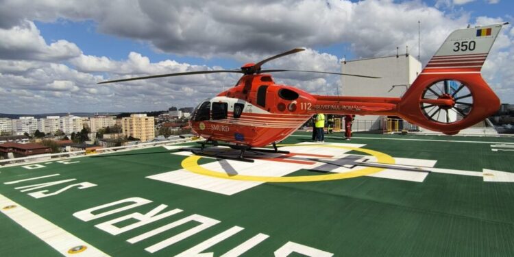 Primul elicopter SMURD care a aterizat pe heliportul Spitalului Clinic Județean Suceava. De la Spitalul Județean Neamț a fost transferată o pacientă cu accident vascular cerebral