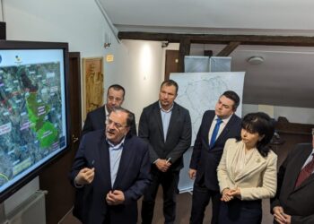 A fost semnat contractul pentru realizarea studiilor și proiectelor pentru drumul de mare viteză Suceava – Botoșani. Valoarea proiectului este de 126 de milioane de euro