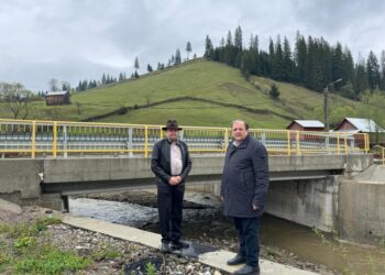 Gheorghe Flutur, la Moldovița, unde continuă lucrările la infrastructura rutieră și unde s-au făcut investiții importante în școli