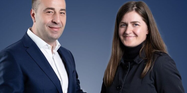 Manuela Cosovanu, designer ambiental în vîrstă de 39 de ani, în echipa lui Lucian Harșovschi
