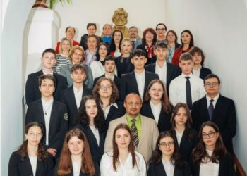 21 de elevi de la Colegiul Național ”Eudoxiu Hurmuzachi” Rădăuți, calificați la faza națională a olimpiadelor școlare