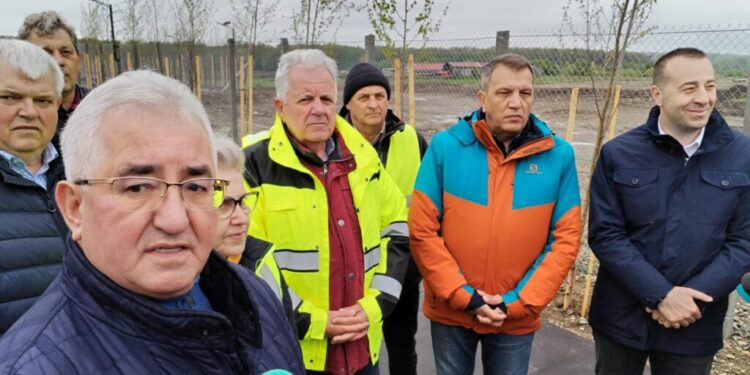 Primarul Ion Lungu: În Occident, deșeurile sînt procesate demult. Noi, la Suceava, am putea arde foarte bine deșeurile la Bioenergy, unde facem biomasă