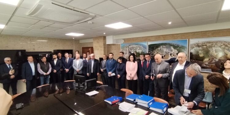 Vasile Rîmbu, după depunerea listelor cu candidații PSD pentru Primăria Sucevei și Consiliul Local: ”Ca să reușim împreună, pentru NOI TOȚI, e nevoie de sprijinul tuturor locuitorilor municipiului NOSTRU! ȘTIU ce trebuie să fac! POT să o fac!”