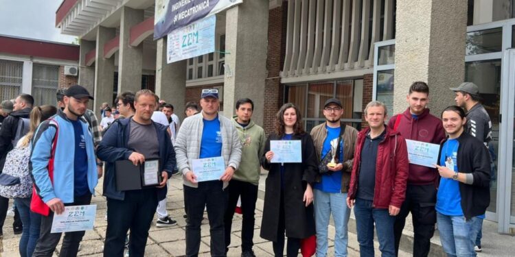 Echipă de la USV, locul II la concursul național Zilele Educației Mecatronice, secțiunile Sisteme mecatronice industriale și Roboți mobili