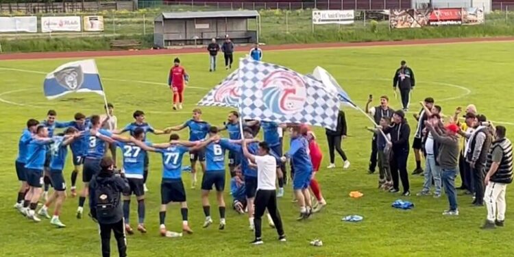 CSM Bucovina Rădăuți a terminat pe primul loc în seria I a Ligii a III-a de fotbal. În primul meci pentru promovarea în liga a II-a rădăuțenii vor juca cu CSM Focșani