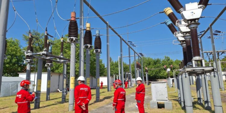 Ingineri suceveni și un elev de la Colegiul ”Samuil Isopescu” Suceava, locurile I la ”Trofeul Energeticianului” organizat de Delgaz Grid