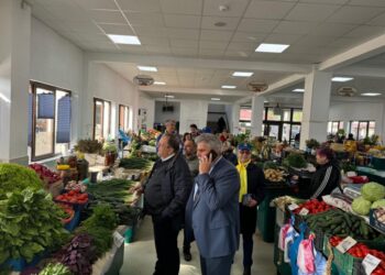 Gheorghe Flutur, la Cîmpulung Moldovenesc: Orașul este pe mîni bune, mîinile unui primar gospodar și iubit de oameni. Umăr la umăr cu el contribui și eu, ca președinte de Consiliu Județean