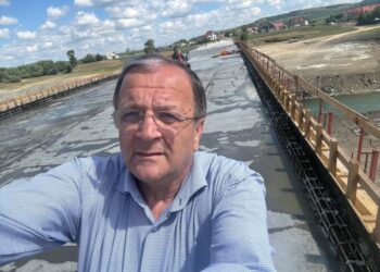 Pe finalul lunii iunie, podul de la Milișăuți, aflat în proces de consolidare, va fi din nou circulabil. Gheorghe Flutur:  În sfîrșit, se conturează pentru șoferi finalul coșmarului ocolirii acestui pod