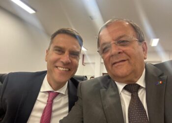 Gheorghe Flutur, întîlnire cu președintele Camerei de Comerț Româno-Germane, Sebastian Metz, în Parcul Industrial Siret. 80 de firme, interesate să investească în Bucovina